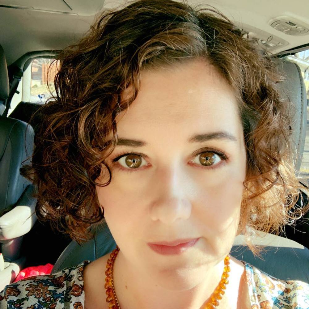 Meet your Posher, Angie